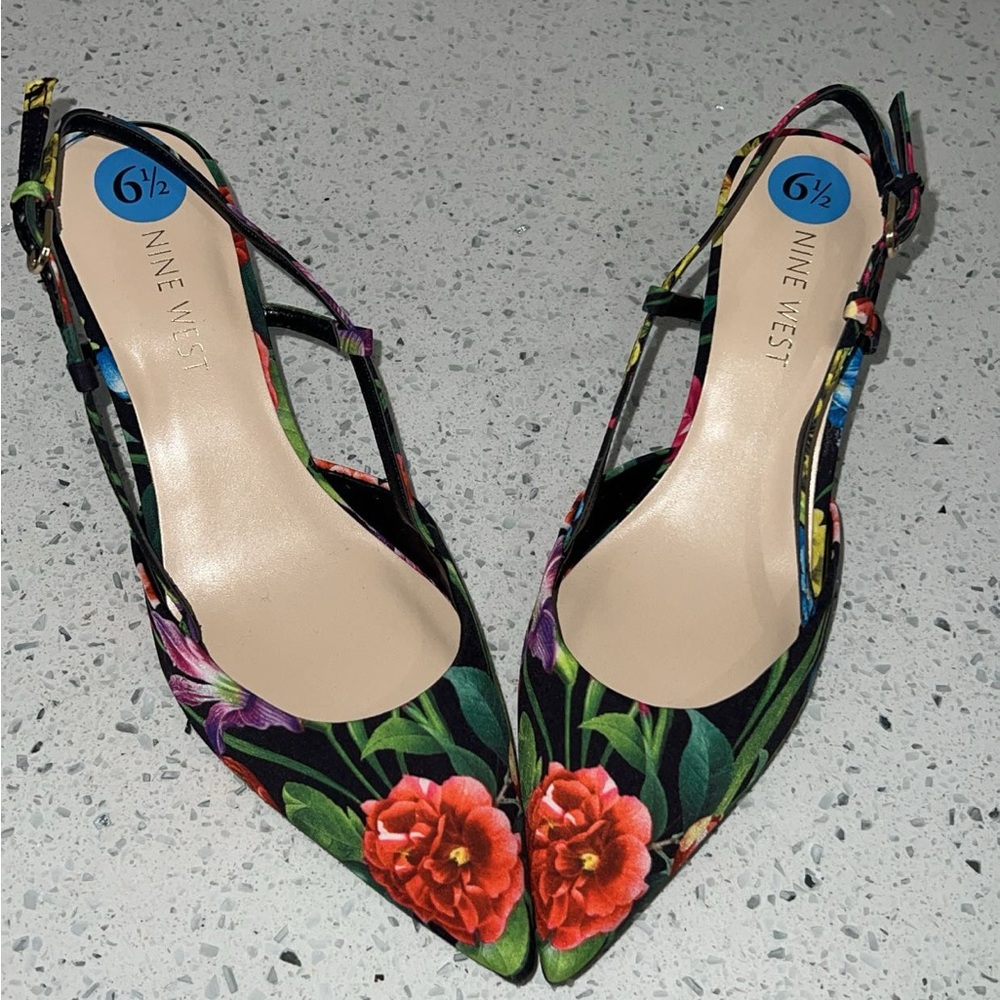 Nine West Floral Pointed Toe Slingback Flats – Size 6.5 – Elegant & Chic